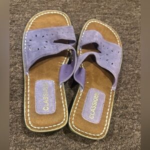EUC Women's 7.5 Classique Suede Leather Purple Brown Sandals slide flat shoes